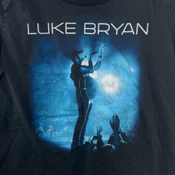 Luke Bryan‎ Shirt Womens Large Kill The Lights Graphic Concert Band Tee - Picture 1 of 8
